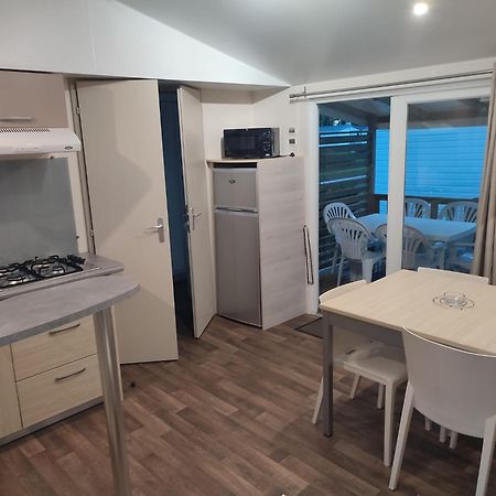 Mobil-Home 6 Personnes Avec Tv Et Clim N' B025 Boofzheim Zewnętrze zdjęcie